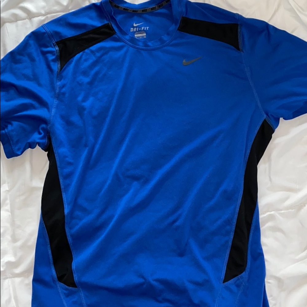 Nike short sleeve dri fit shirt